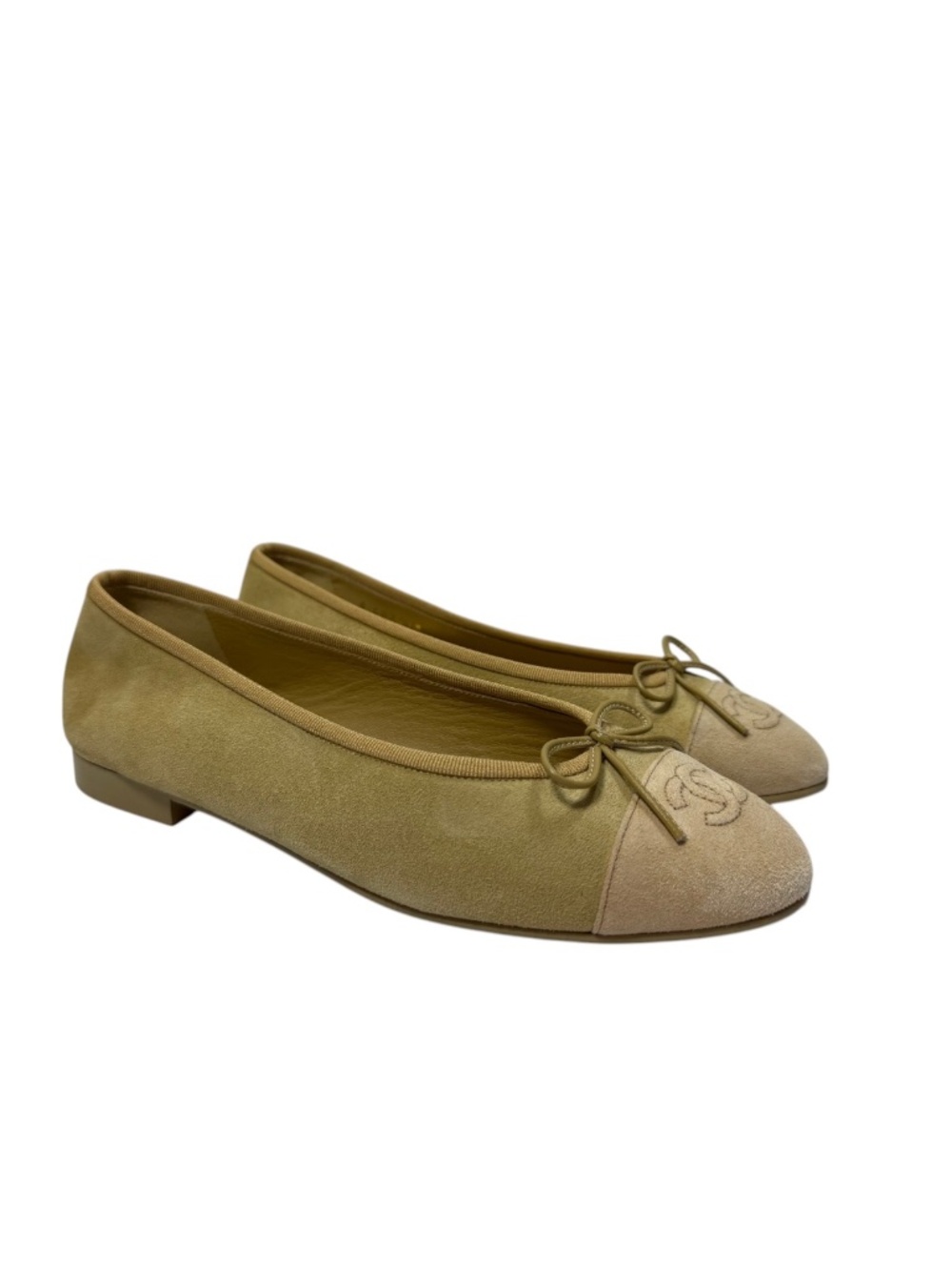 CHANEL Tan Suede CC Cap Toe Ballerina Ballet Flats Shoes EU 38.5 Italy G02819